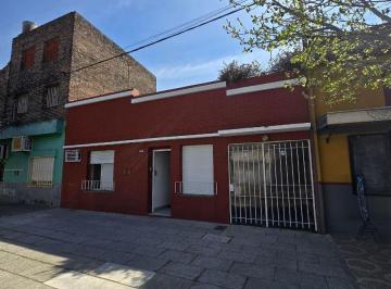 Casa de 5 ambientes, Ciudad de Santa Fe · Casa de 3 Dorm en Barrio Roma