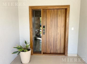 Casa · 270m² · 4 Ambientes · 1 Cochera · Casa en Alquiler de Verano en La Comarca, Bancalari