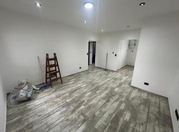 PH de 2 ambientes, Vicente López · Dpto. 2 Amb. de 120 m², Reciclado a Nuevo.