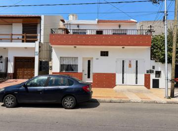 PH · 79m² · 3 Ambientes · 1 Cochera · Venta PH 3 Amb Sin Expensas C/cochera