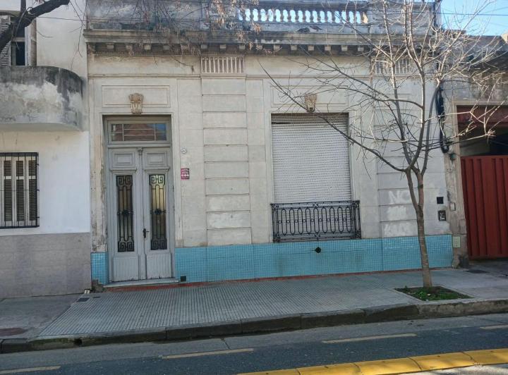Casa · 200m² · 7 Ambientes
