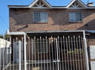 Casa · 80m² · 4 Ambientes · Casa Dúplex en Alquiler en General Pacheco, Tigre, G. B. a. Zona Norte