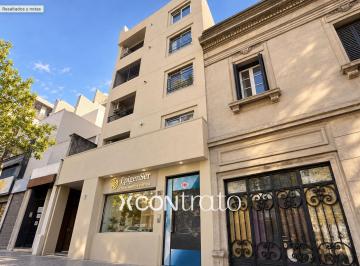 Departamento · 77m² · 3 Ambientes · Apto Crédito | Semipiso - 2 Dorm. | Gran Living Comedor | Doble Balcón | General Paz