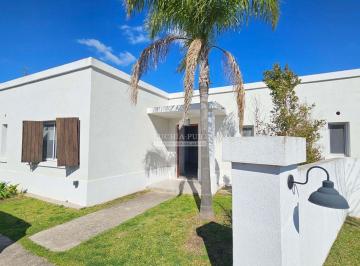 LHP-LHP-3407_2 · Casa en Venta 3 Dorm. con Pileta - Barrio San Rafael Villanueva