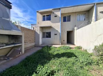 PH · 90m² · 4 Ambientes · 2 Cocheras · Alquiler Duplex 3 Dorm. Centenario