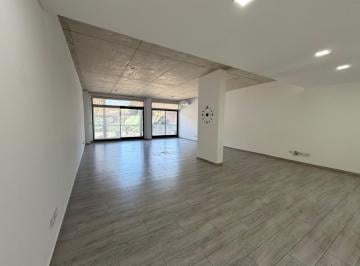Oficina comercial · 111m² · Excelente Oficina en Monserrat Venta y Alquiler 111 m² 7 de Balcón. Muy Lumiosa.