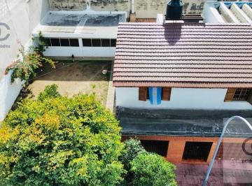 Casa · 224m² · 3 Ambientes · 1 Cochera · Casa en Venta en San Vicente - 3 Dorm. Amplios - Escritura