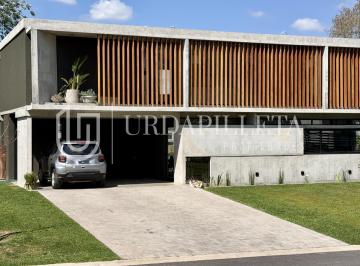 Casa · 615m² · 6 Ambientes · 4 Cocheras · Terreno - Azzurra Tortugas