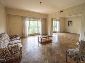 Departamento · 169m² · 4 Ambientes · Exclusivo Piso de Categoría de 188 m² en Lo Mejor de Recoleta