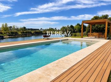 Casa · 1m² · 4 Ambientes · 2 Cocheras · Casa Alquiler Temporario 3 Dorm. 900 m² San Francisco, Villanueva, Tigre