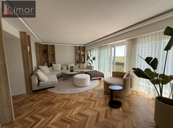 Departamento · 170m² · 5 Ambientes · 1 Cochera