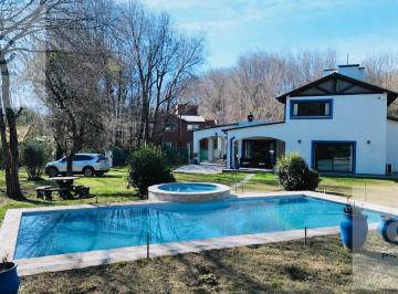 Casa · 357m² · 4 Ambientes · 2 Cocheras · Casa en Venta en Cuesta Blanca - 4 Dorm. - 7778 m de Terreno - Escritura