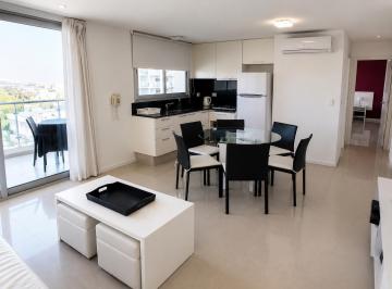 Departamento · 90m² · 5 Ambientes · 1 Cochera · Departamento en Venta en Punta del Este