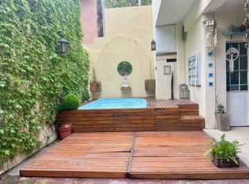 Casa de 8 ambientes, Vicente López · Impecable Casa, Urquiza 2388 Florida. Vte Lopez.