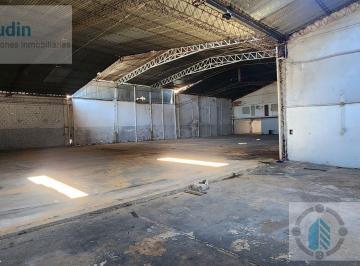 Depósito · 1000m² · Se Alquila Oficinas con Deposito en Centro de Posadas