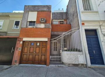Casa · 113m² · 4 Ambientes · 1 Cochera · Venta - Casa - Lote Propio - Terraza - Cochera - Vlla Devoto