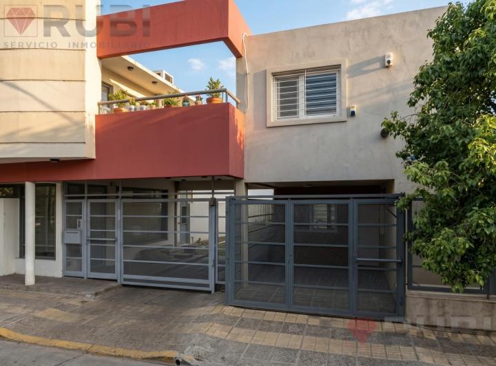 PH · 70m² · 3 Ambientes · 1 Cochera