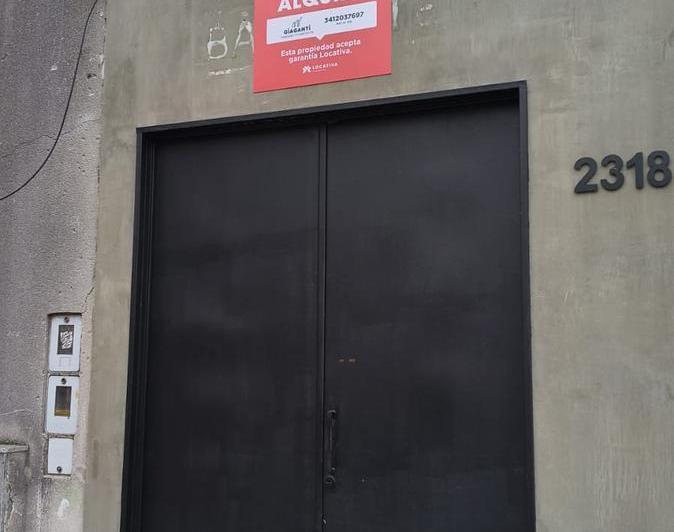 Local comercial · 300m²