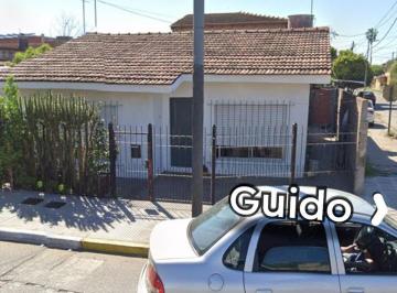 Casa de 3 ambientes, Quilmes · Casa de 160 m² con 2 Dorm. en Venta en Villa Luján