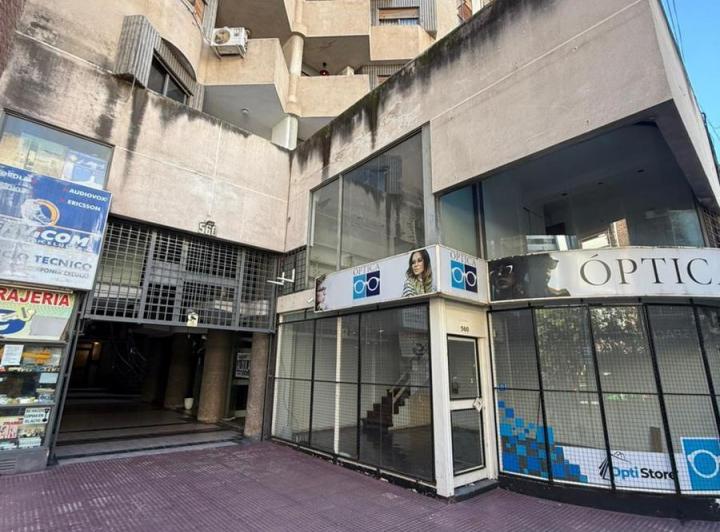 Local comercial · 25m² · 2 Ambientes