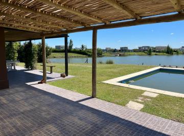 Casa · 175m² · 5 Ambientes · 2 Cocheras · Venta Casa a La Laguna San Sebastián