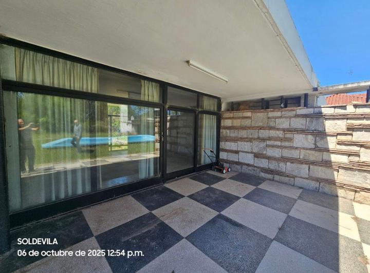 Casa · 280m² · 5 Ambientes · 1 Cochera