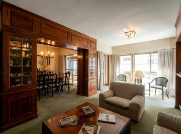 Departamento · 124m² · 4 Ambientes · 1 Cochera · Piso La Isla - Olivos 4 Amb Cochera Baulera - Al Rio