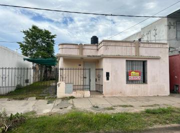 Casa de 3 ambientes, Capitán Bermúdez · Casa Dos Dorm. y Cochera Capitan Bermudez