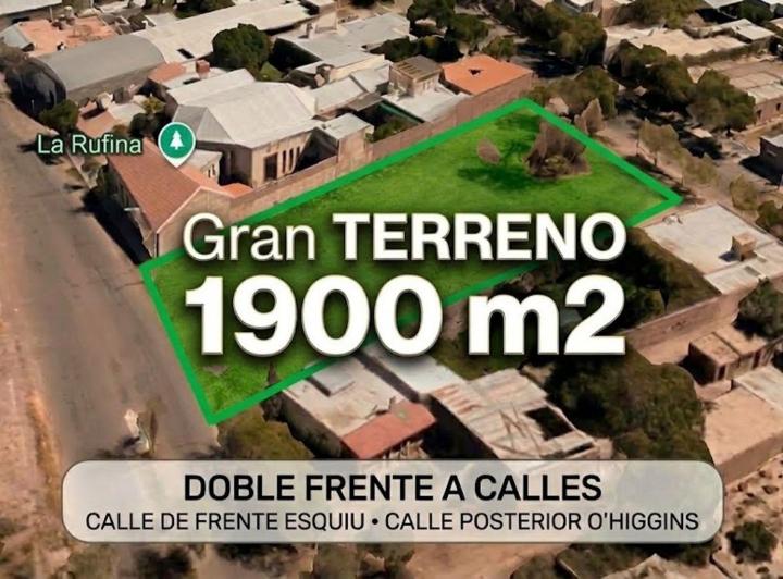 Terreno · 1870m²