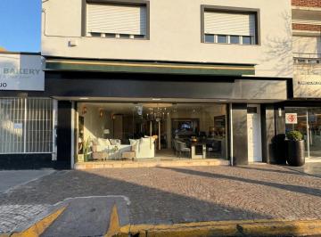 Local comercial · 350m² · Local\ en Mart. - Libert./rio