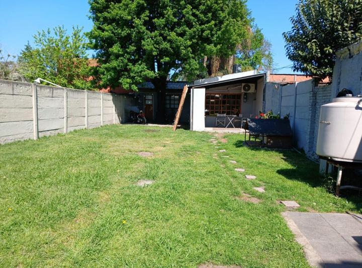 Casa · 385m² · 3 Ambientes · 1 Cochera