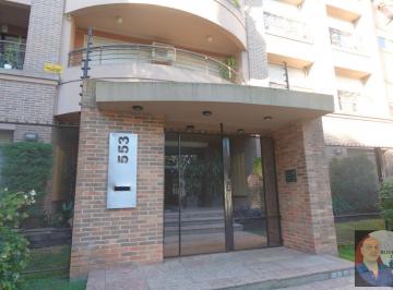 Departamento · 1 Ambiente · Departamento a 1 Cuadra de La Estacion, en Edificio con Pileta y Gimnasio!