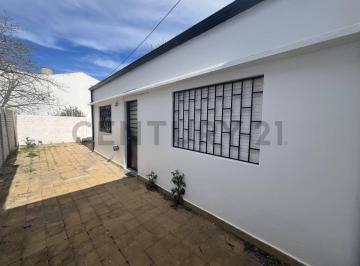 Departamento · 47m² · 2 Ambientes · PH en Venta en La Plata