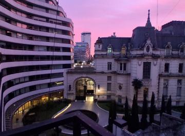 Vista del balcón en el amanecer · Alquiler Monoambiente Balcon Al Palacio Paz en Retiro