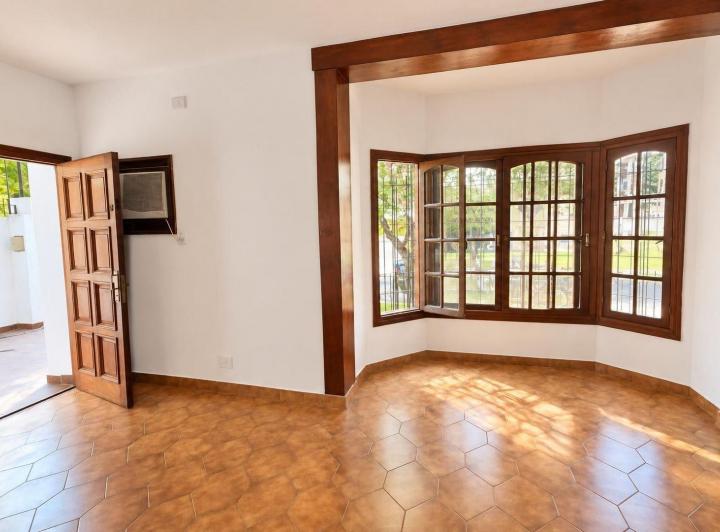 PH · 114m² · 4 Ambientes · 1 Cochera