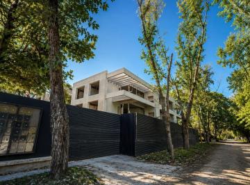 Departamento · 122m² · 4 Ambientes · Venta Departamento en Ituzaingo Ba - 4 Ambientes