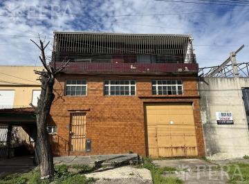 Bodega-Galpón · 200m² · Venta Galpón con Departamento en Dock Sud