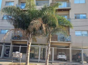 Departamento · 42m² · 2 Ambientes · 1 Cochera · Alquiler. Dpto. 2 Amb con Cochera. Bernal