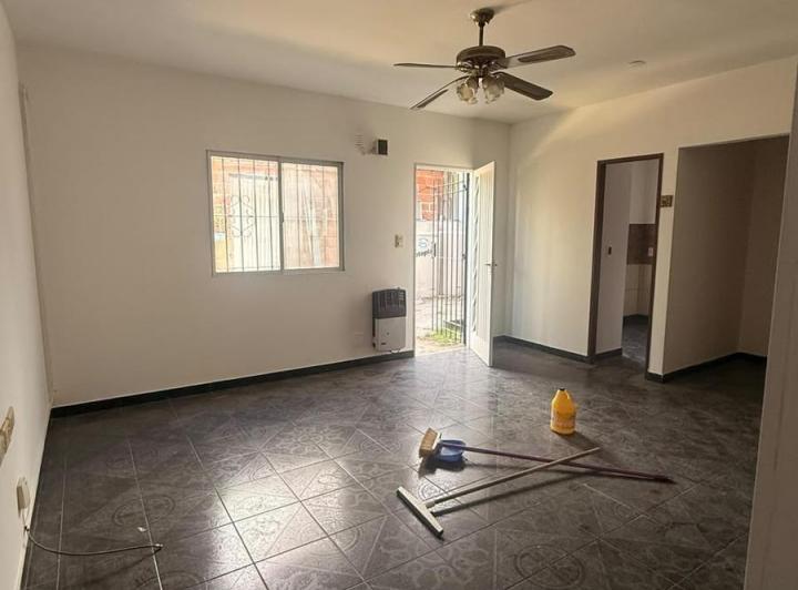 Casa · 60m² · 5 Ambientes