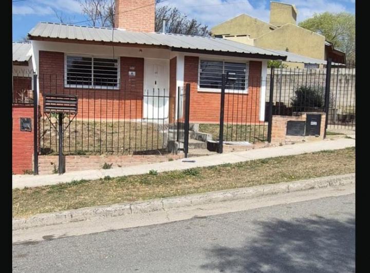 Casa · 72m² · 3 Ambientes · 1 Cochera