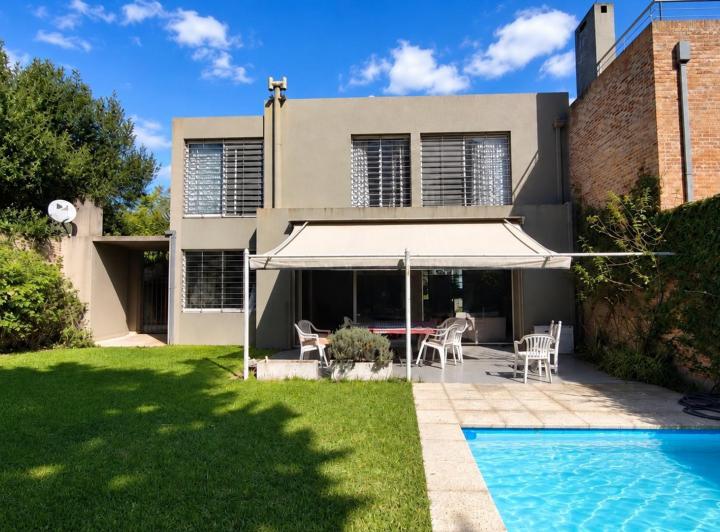 Casa · 183m² · 5 Ambientes · 1 Cochera