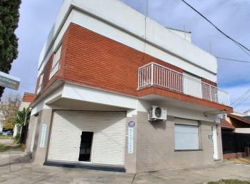 PH · 119m² · 3 Ambientes · 3 Amb. Local con Renta. Zona Estrategica Palomar