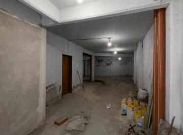 Depósito · 150m² · Rio de Janeiro 900 Bloque de Cocheras - Local - Deposito, 150 m, 2 Entradas Venta Parque Centenario