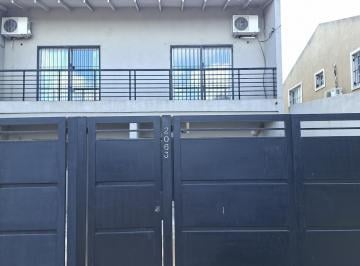 PH · 100m² · 3 Ambientes · 1 Cochera · Alquiler PH Duplex 3 Ambientes y Medio con Jardin Cochera Descubierta Entra de Escobar