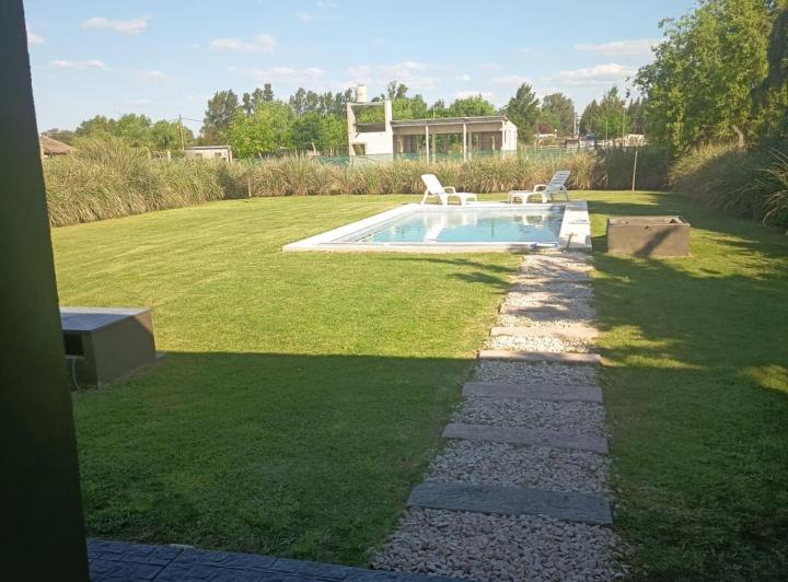Casa · 80m² · 3 Ambientes · 1 Cochera