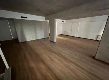 Oficina comercial · 113m² · Oficina Comercial en Alquiler / Zona Río