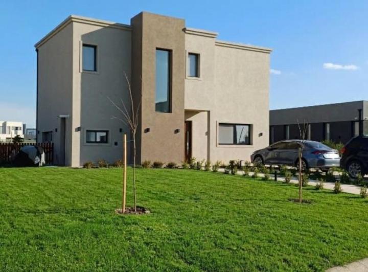 Casa · 187m² · 5 Ambientes