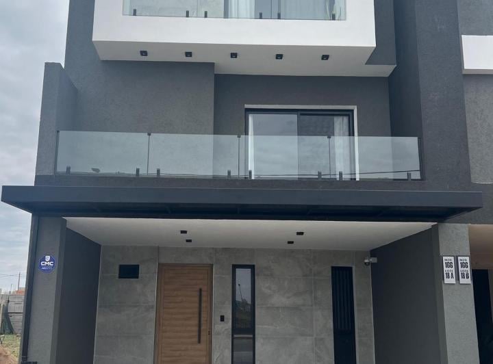 Casa · 224m² · 6 Ambientes