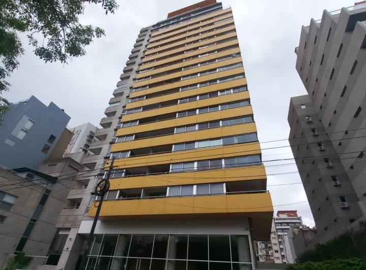 Departamento · 90m² · 4 Ambientes · 1 Cochera