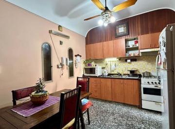 PH · 102m² · 3 Ambientes · Venta PH 4 Ambientes Caseros